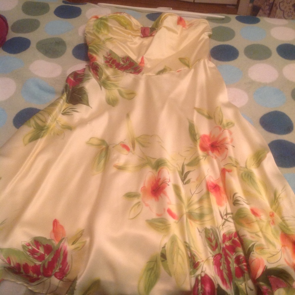 PROM dress